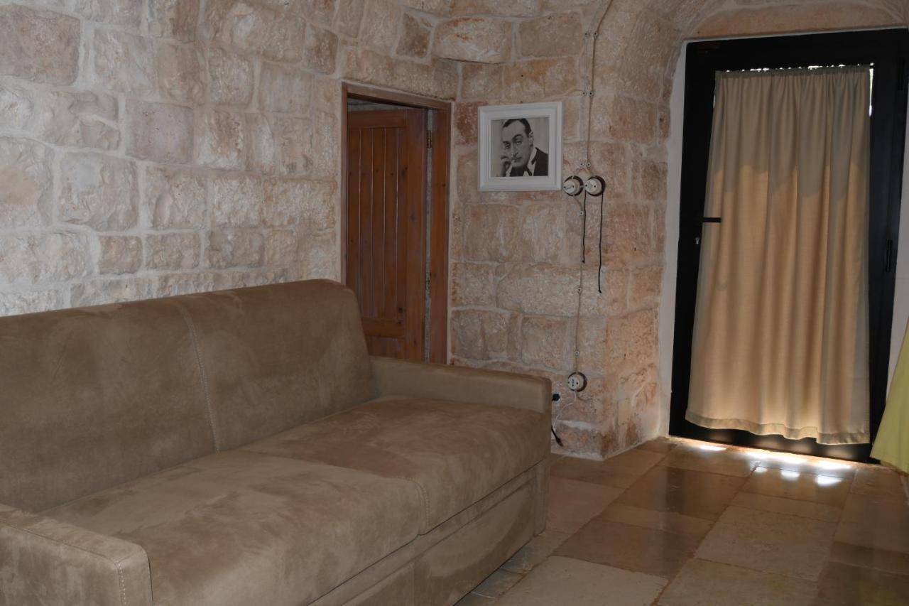 Trullo Bosco Libero Ostuni Vila Exterior foto